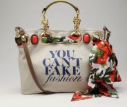 You Can’t Fake Fashion: su eBay borse di grandi designer per beneficienza